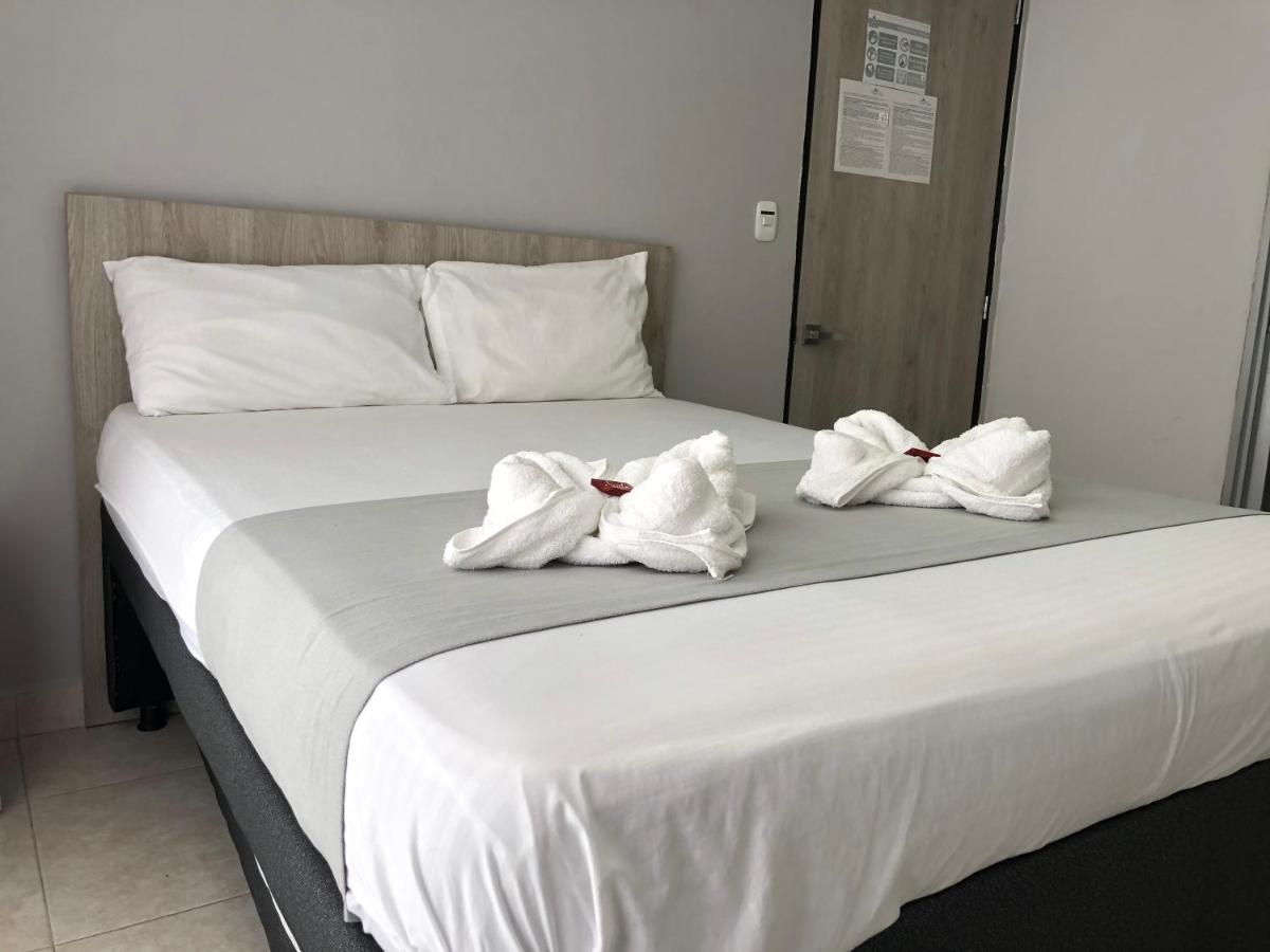 Hotel Pradera Plaza Dosquebradas ภายนอก รูปภาพ