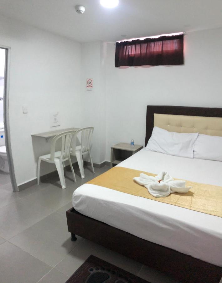Hotel Pradera Plaza Dosquebradas ภายนอก รูปภาพ