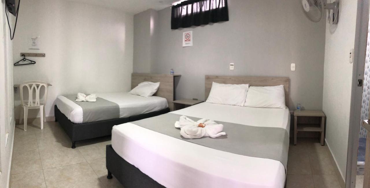 Hotel Pradera Plaza Dosquebradas ภายนอก รูปภาพ