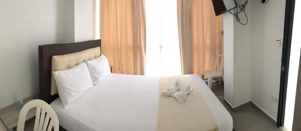 Hotel Pradera Plaza Dosquebradas ภายนอก รูปภาพ